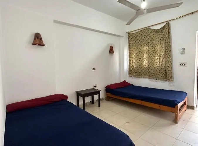 Seven Heaven Hotel And Diving Center Otel 2*