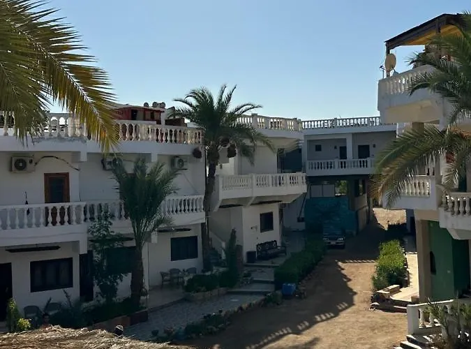 Seven Heaven Hotel And Diving Center 2* Dahab