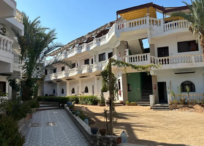 Seven Heaven Hotel And Diving Center Otel 2*