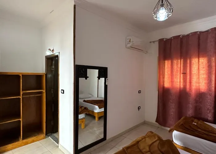 Seven Heaven Hotel And Diving Center 2* Dahab